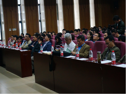 巴卡漫画
2014、2015年考古学、文物与博物馆学专业实习汇报会圆满召开2362.png