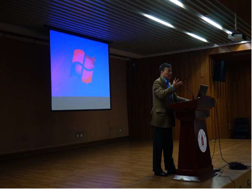 巴卡漫画
2014、2015年考古学、文物与博物馆学专业实习汇报会圆满召开2494.png